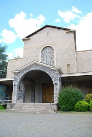 Façade de l'église de Viganello. Cliché personnel privé