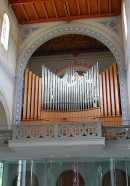 Vue du grand orgue Kuhn-Mathis de la Stadtkirche à Glaris. Cliché personnel (juill. 2014)