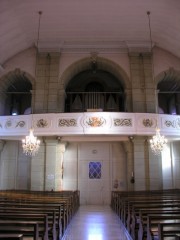 Intérieur de l'église d'Estavayer-le-Gibloux, vers l'orgue. Cliché personnel