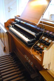 Console de l'orgue Kuhn. Cliché personnel