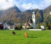 Vue du paysage de Näfels. Il nous manquait le soleil ! Source: Wikipedia