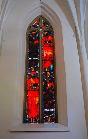 Autre vitrail de Giacometti dans le choeur. Cliché personnel
