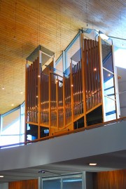 Une autre vue du nouvel orgue de Vicques. Cliché personnel