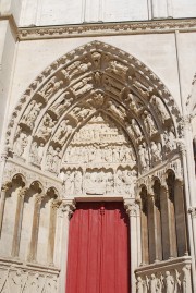 Porte latérale, tympan (vie de Marie). Cliché personnel