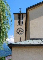 Vue extérieure de l'église. Cliché personnel