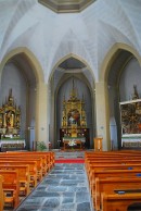 Vue de la nef et du choeur. Cliché personnel