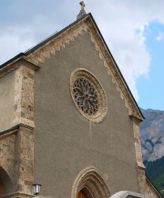 Façade de l'église de Chamoson. Cliché personnel