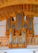 Orgue Füglister de l'église du Sacré-Coeur de Crans-Montana. Cliché personnel