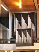 Orgue Metzler de la Kirche Saatlen (petite vue). Source: site Intgernet bâlois de P. Fasler sur les orgues