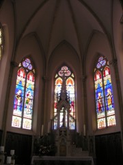 Vitraux du choeur de l'église de Villers-le-Lac. Cliché personnel