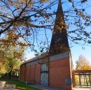 Vue de l'église catholique d'Ins (Anet). Source: site Internet d'Ins