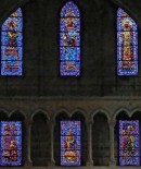 Vitraux de L. Rivier à la cathédrale de Lausanne (transept Nord). Source: http://www.mesvitrauxfavoris.fr/