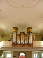 Vue de l'orgue de Courrendlin depuis la nef. Cliché personnel