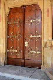 Porte d'entrée restaurée. Cliché personnel