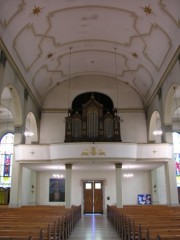Nef et orgue de l'église de Courroux. Cliché personnel