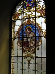Exemple d'un vitrail en l'église de Düdingen. Cliché personnel
