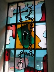 Second vitrail de la chapelle attenante. Cliché personnel