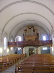 Perspective de la nef vers l'orgue. Cliché personnel