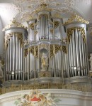 Grand Orgue Metzler de l'abbaye bénédictine de Mariastein. Cliché personnel (été 2006)