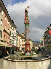 Belle fontaine en ville de Delémont. Cliché personnel