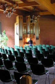 Vue de l'orgue Kuhn. Cliché personnel