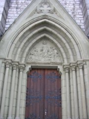 Vue de l'entrée de l'église. Cliché personnel