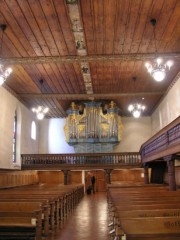 Une dernière vue de la nef et de l'orgue. Cliché personnel