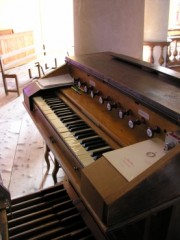 Clavier de l'orgue de Morbier. Cliché personnel