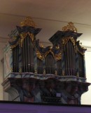 Orgue Kuhn de Coeuve (1986) dans le très beau buffet baroque allemand. Cliché personnel (2006)