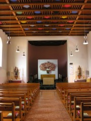 Vue intérieure de l'église de Cornol. Cliché personnel