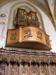 Une belle vue de l'orgue de choeur (1638, arrivé à Estavayer en 1659). Cliché personnel