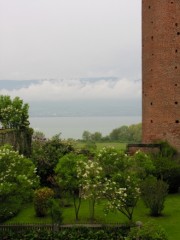Vue depuis le château sur le lac de Neuchâtel. Cliché personnel