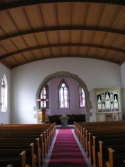 Vue d'ensemble intérieure, avec le nouvel orgue à droite. Cliché personnel