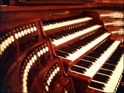 Orgue du Konzerthaus de Vienne, console. Crédit: www.konzerthaus.at/