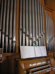 Vue partielle du buffet de l'orgue. Cliché personnel