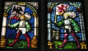 Bannerets d'Aarberg et de Morat (vitraux de 1515: copies fidèles de 1880, car originaux déposés au Musée d'Art de Berne). Cliché personnel