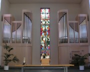Belle vue d'ensemble de l'orgue Kuhn. Cliché personnel