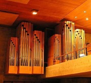 Une dernière vue de l'orgue Kuhn. Cliché personnel