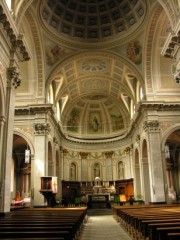 Vue intérieure de l'église de Monthey. Cliché personnel