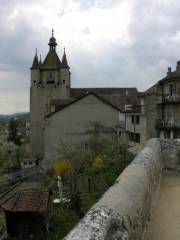 Temple d'Orbe vu depuis l'esplanade de l'ancien château. Cliché personnel