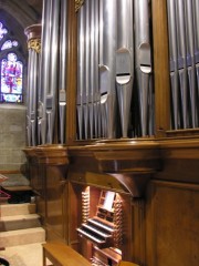 Façade de l'orgue et console. Cliché personnel