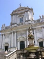 Vue extérieure de la cathédrale (façade). Cliché personnel