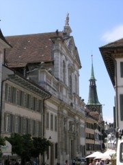 Façade de l'église des Jésuites à Soleure. Cliché personnel (juillet 2007)