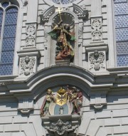Portail avec l'Archange St-Michel en haut, St-Leodegar et St-Maurice plus bas (17ème s.). Cliché personnel
