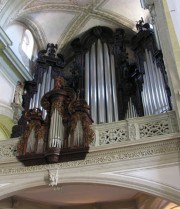 Vue de l'orgue de trois-quarts. Cliché personnel