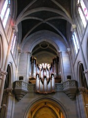Vue de la nef et de l'orgue. Cliché personnel