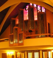 Autre vue de l'orgue Kuhn. Cliché personnel