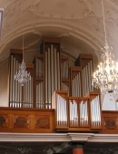 Orgue Mühleisen (facteur de Strasbourg, 1974) à l'église St-Pierre de Zürich. Cliché personne (en août 2007)