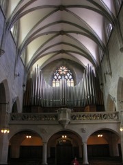 Vue intérieure du Fraumünster en direction du Grand Orgue. Cliché personnel