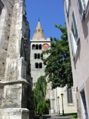 Autre vue du clocher de la cathédrale. Cliché personnel